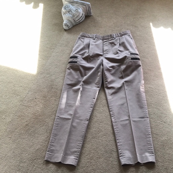 RIVERSIDE Khaki Work Pant, Pleated front, Cargo Pockets 34” waist x 30” length - Picture 3 of 7